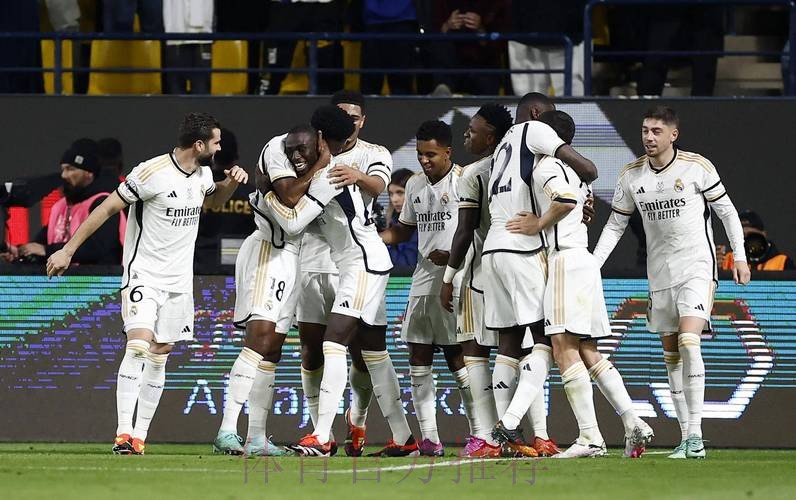 马卡报:皇马已和赫塔费就转租久保建英谈妥 马卡报:皇马已和赫塔费就转租久保建英谈妥